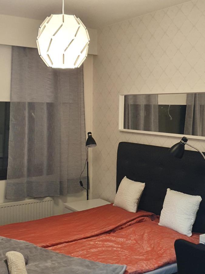 Kaunis Valoisa 3 Krs Pikkukaksio Vantaa Koivukylaeアパートメント エクステリア 写真