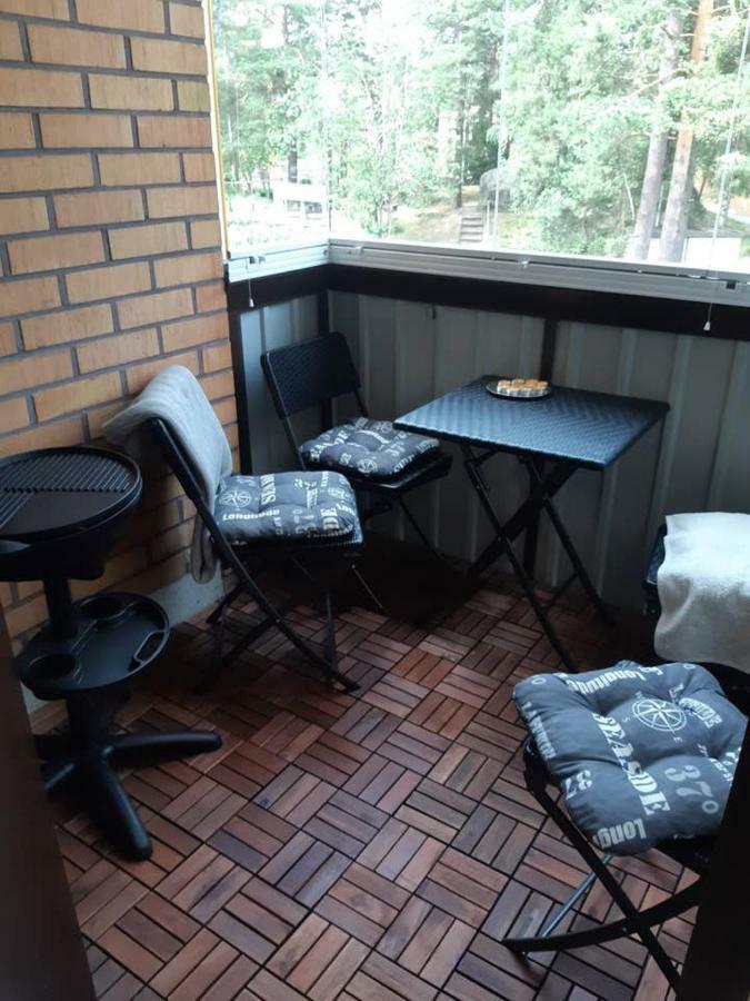 Kaunis Valoisa 3 Krs Pikkukaksio Vantaa Koivukylaeアパートメント エクステリア 写真